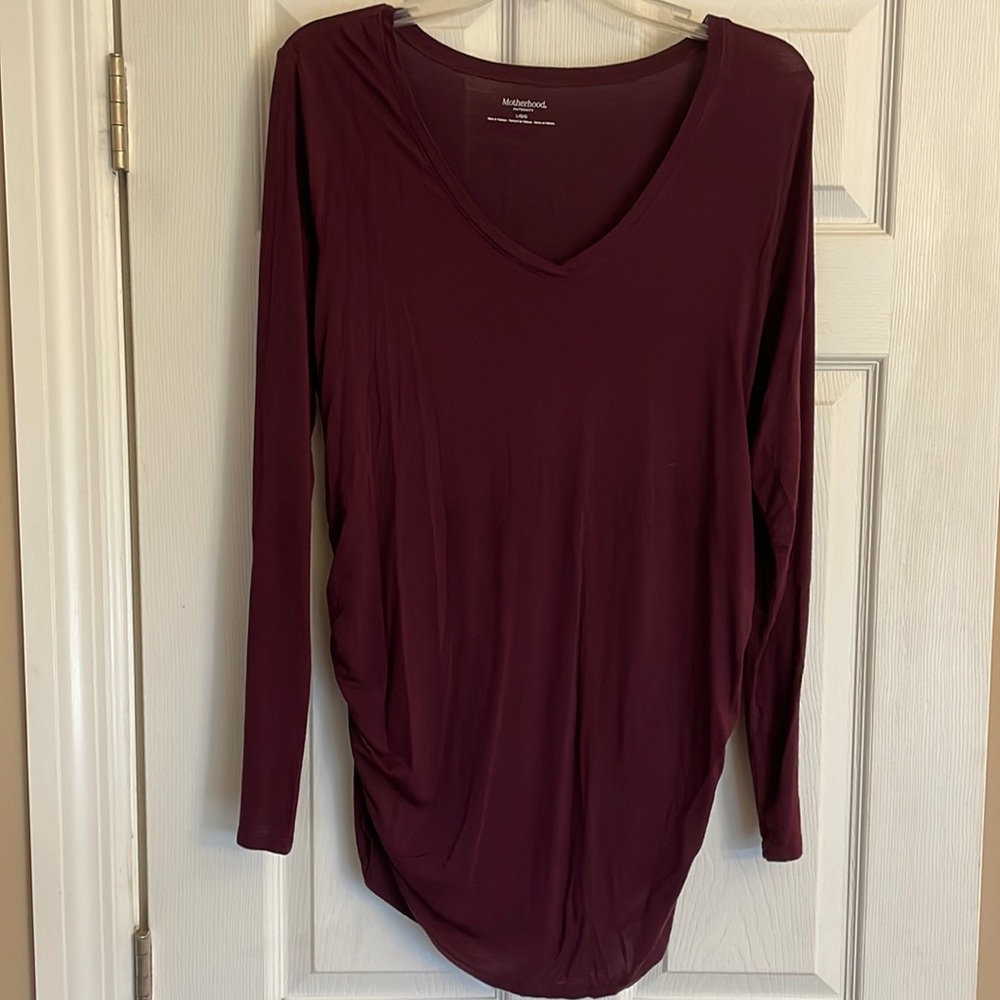 Wine colored long sleeve maternity fitted top
